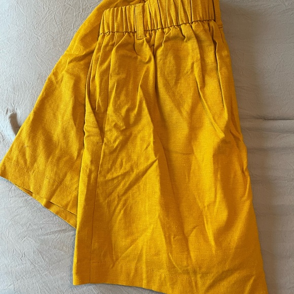 Mustard yellow NWT high waisted shorts from express - Picture 3 of 3